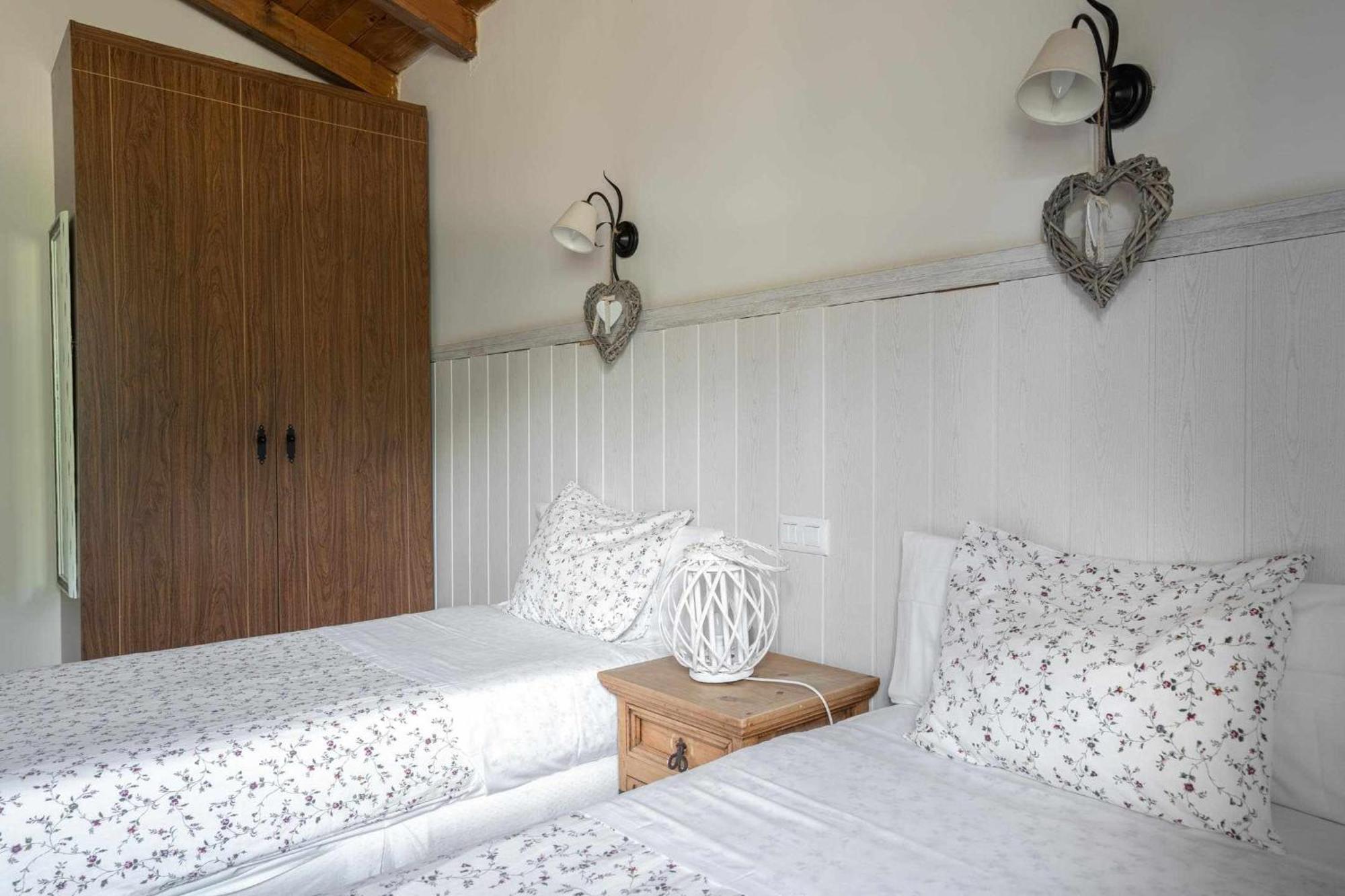 El Manantial Del Fresno Casas Rurales En Хервас Номер фото